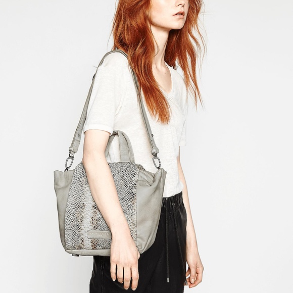 LIEBESKIND Berlin Dessert Beige Baraka Snake Bag - Picture 8 of 8